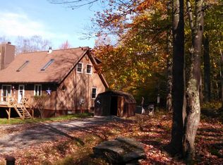 5 Mountain Ave, Stamford, NY 12167