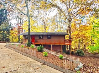 96 Pennington Lake Rd, Columbus, MS 39705