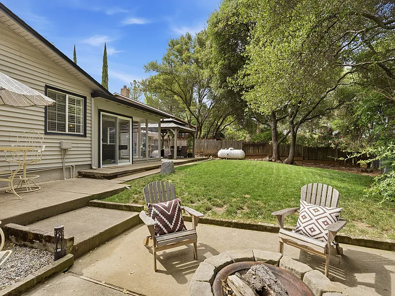 2436 Sandpiper Way — Photo 14