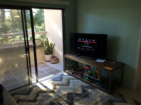2nd image of 1225 Pacific Beach Dr Unit 4E