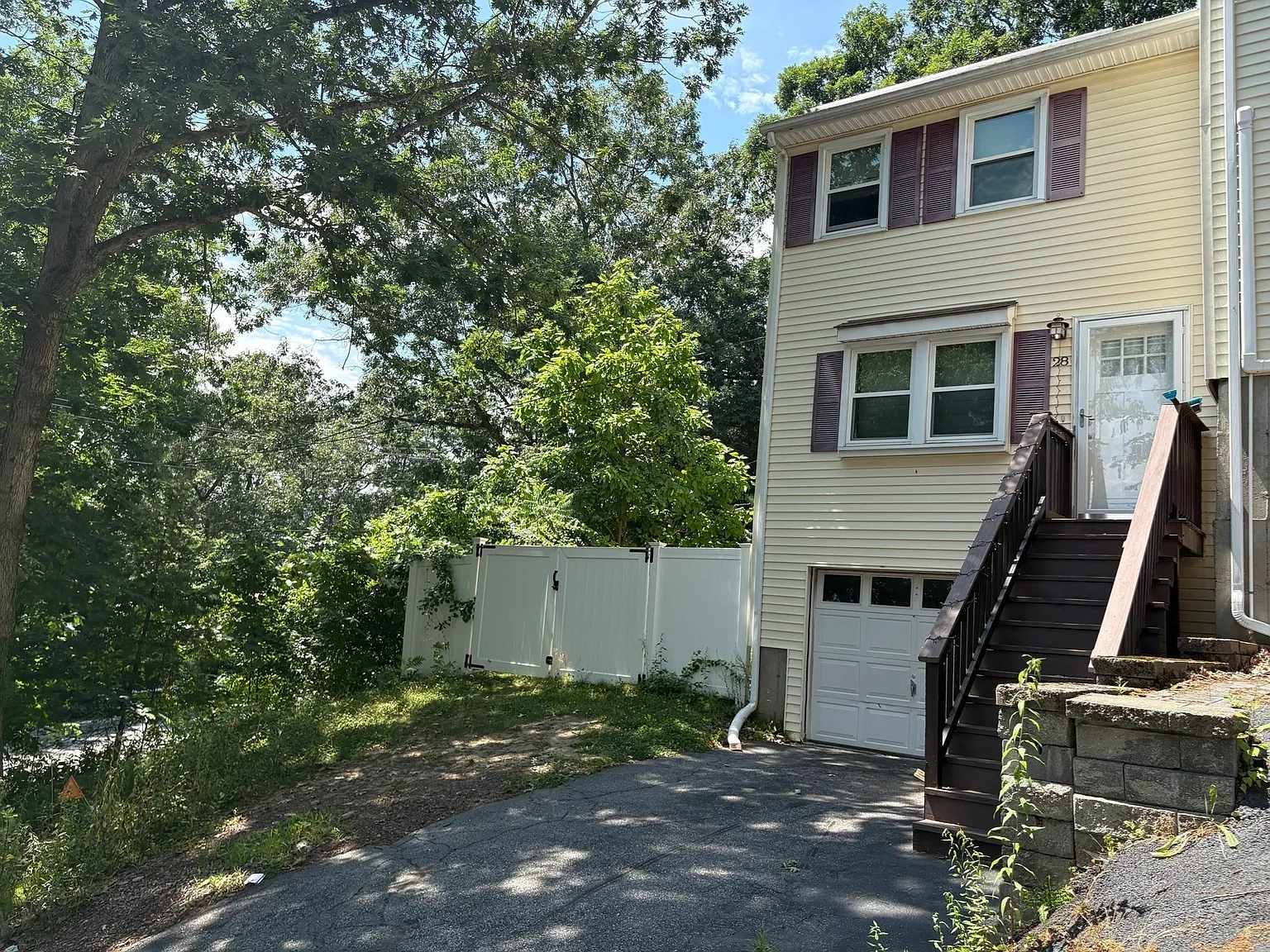 2 bed, 1.5 bath, 960 sqft, $2,450 — Photo 3