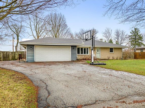4th image of 2912 Panorama Dr