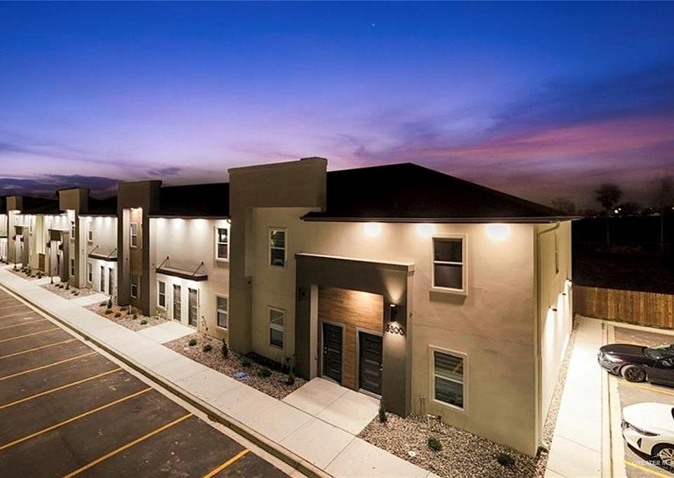 1st image of 3500 Vanessa Ln #2