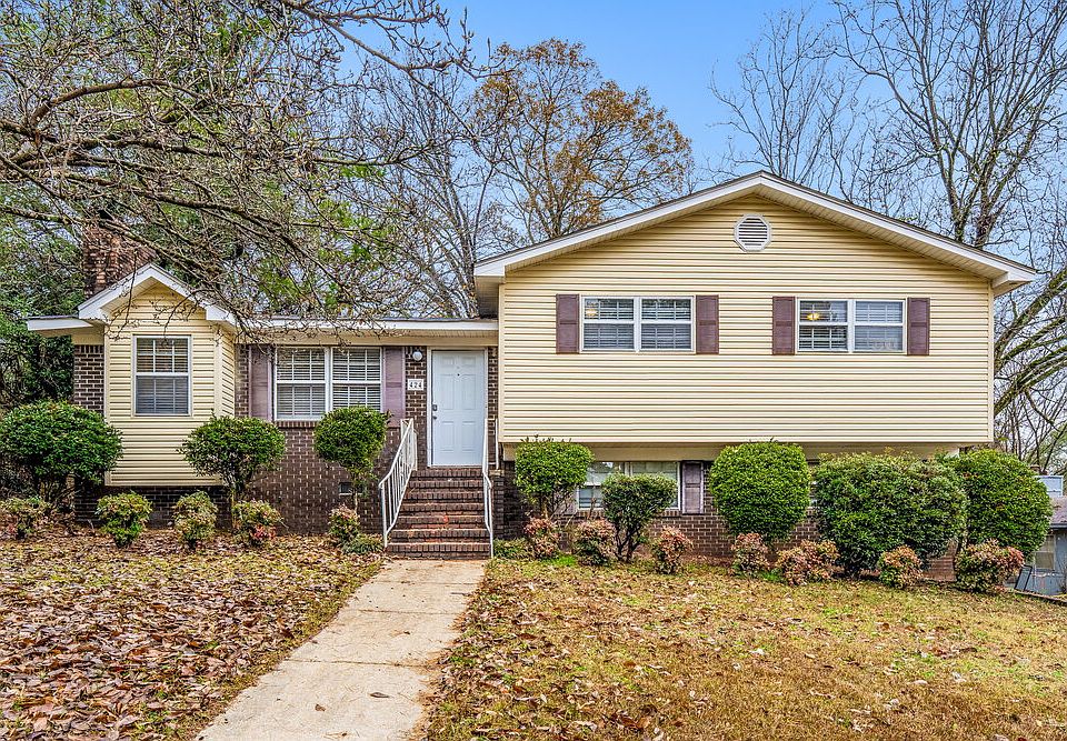 1st image of 424 20th Ct NE