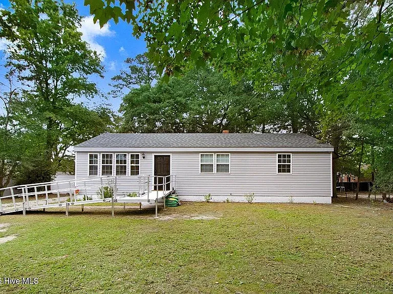 1302 North Dr — Photo 10