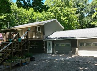 11682 W Bawkey Rd, Barryton, MI 49305