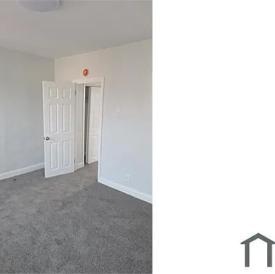 2327 S Bonsall St — Photo 3