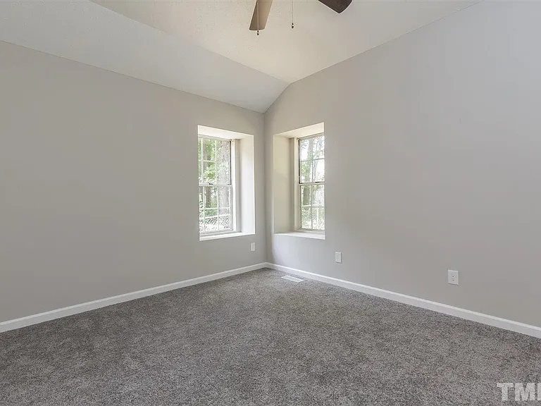 318 Wilson St — Photo 7