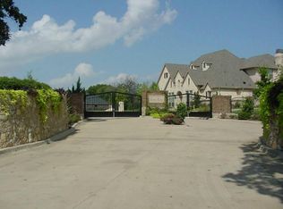 1912 Carrolls Croft Ct, Grand Prairie, TX 75050