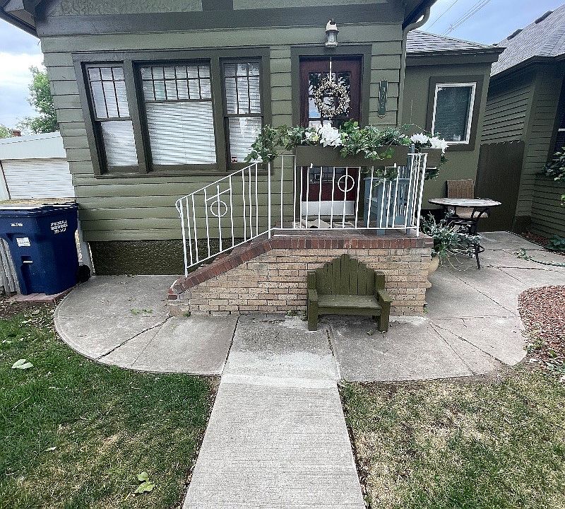 Front_10032023