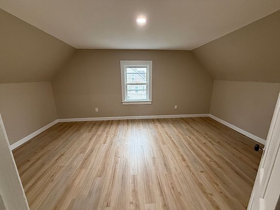 5th image of 86 Summit St #2