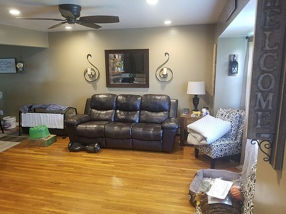 5th image of 2052 Johnston Dr