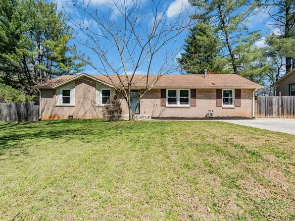 209 Tobacco Rd, Clarksville, TN 37042