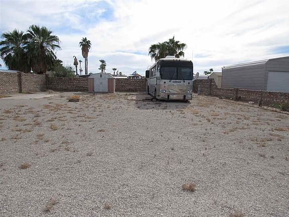 4th image of 13633 E 44th Dr