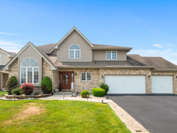 1285 Liberty St, Crete, IL 60417