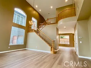 3 bed, 2.5 bath, 2249 sqft, $5,500 — Photo 2