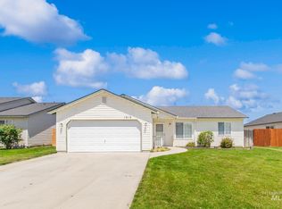 1913 Cambridge St, Caldwell, ID 83607