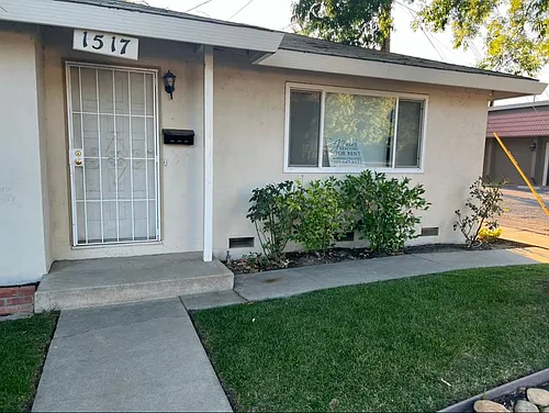 1517 Tully Rd Photo 1