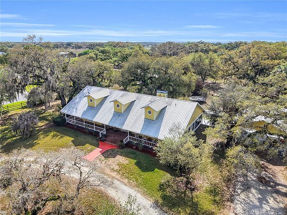 3rd image of 1712 Frontier CIR