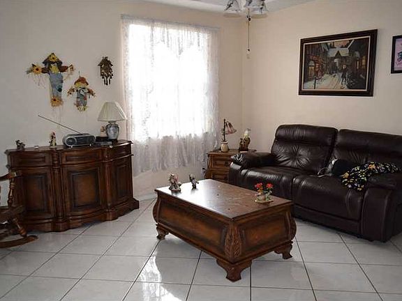 5th image of 9680 Royal Palm Blvd #27-4