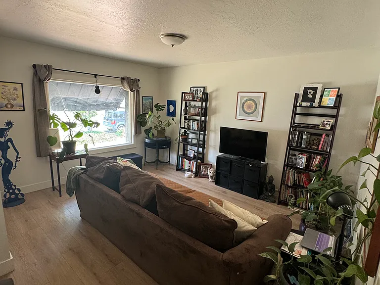 front room with tenants furniture