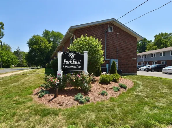 12 Manor Ct #12, Springfield, MA 01118