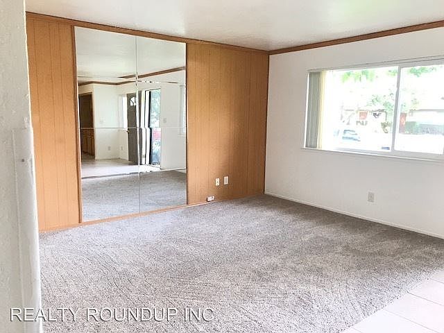 1st image of 9540 Emerald Park Dr APT 1