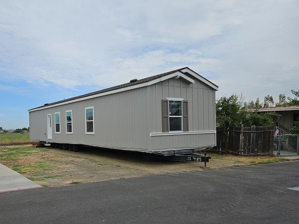 2nd image of 5200 Crest Rd Space 49