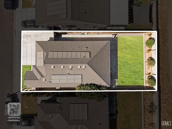 3rd image of 9614 Silver Falls Ln