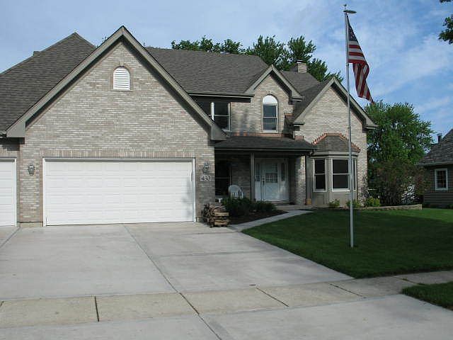 2nd image of 430 Prairie View Ln