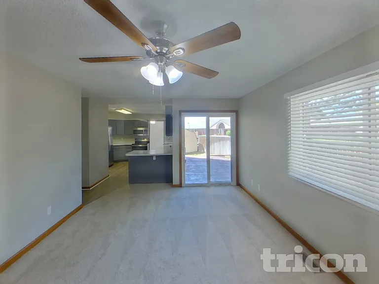1040 Catherwood Dr — Photo 5