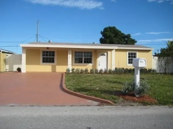 3110 Giuliano Ave, Lake Worth, FL 33461