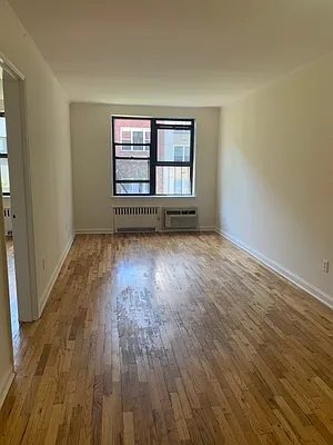 Rented by Dynamik Realty | media 2