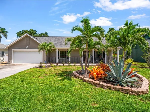 1263 Caloosa Dr, Fort Myers, FL 33901
