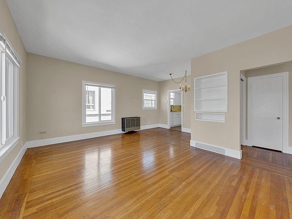 3rd image of 456 Lee St #7