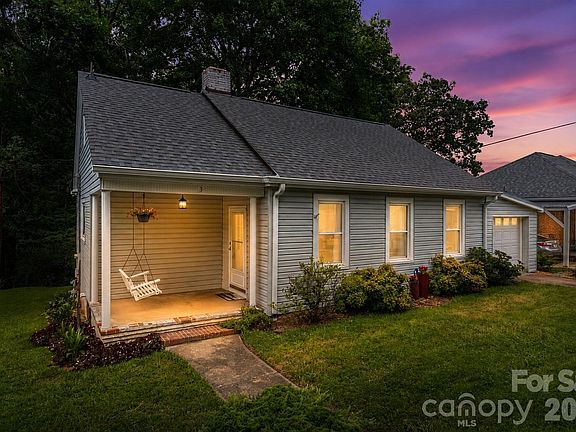 2nd image of 3 Enka Oak St