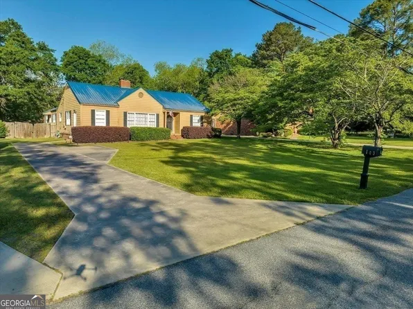 103 Mecca St, Dublin, GA 31021