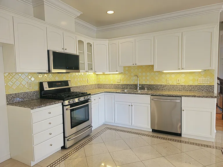 4516 Ramsdell Ave #125 — Photo 3