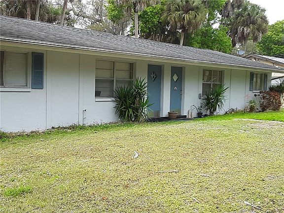 2nd image of 1863 Lavonia Ln
