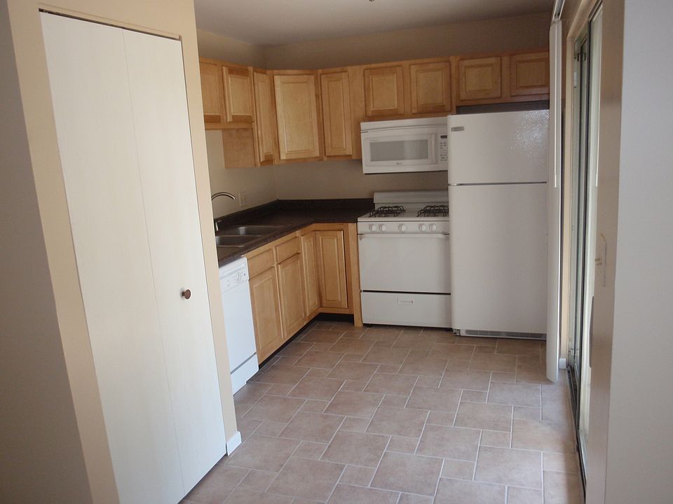 1st image of 117 Gant Cir APT C