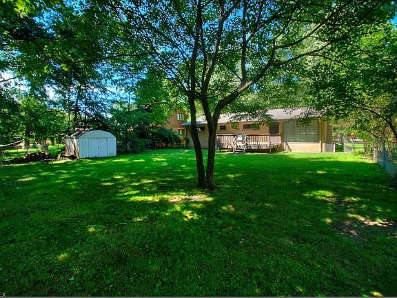 4th image of 3863 Eleanor Dr