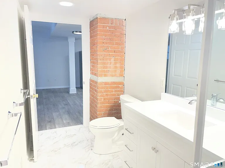 9 Nashville Rd #1A — Photo 14