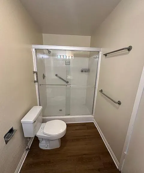 2727 Bayshore Ave — Photo 16