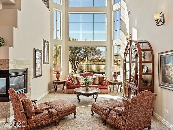 4th image of 9744 Verlaine Ct