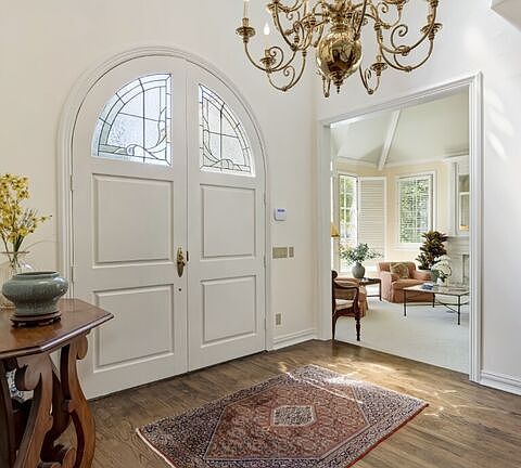 5th image of 1204 Piedra Morada Dr