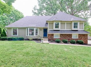 10509 Belinder Rd, Leawood, KS 66206