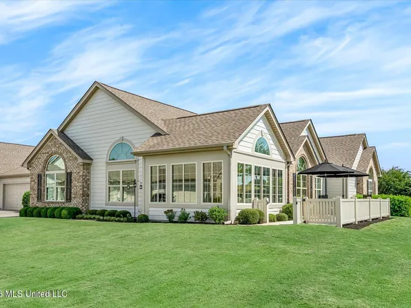 8665 Parkview Oaks Cir #100, Olive Branch, MS 38654