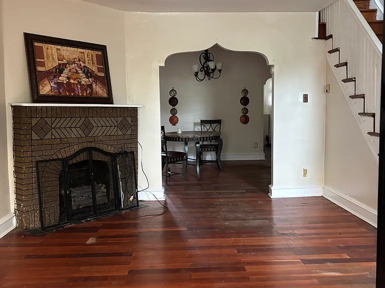 5215 E Tabor Rd — Photo 1