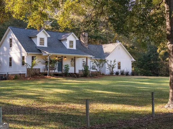 606 Whitton Rd, Roopville, GA 30170