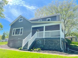 3 Harvest Ln, Finleyville, PA 15332